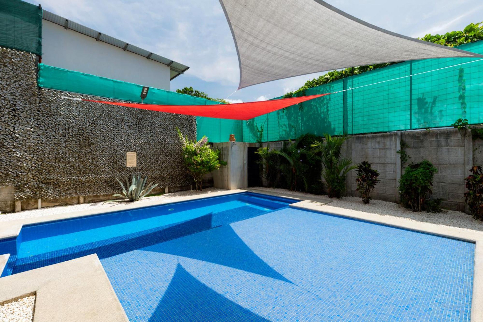 Private Home With Resort Style Swimming Pool Jacó Buitenkant foto